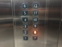 電梯按鈕